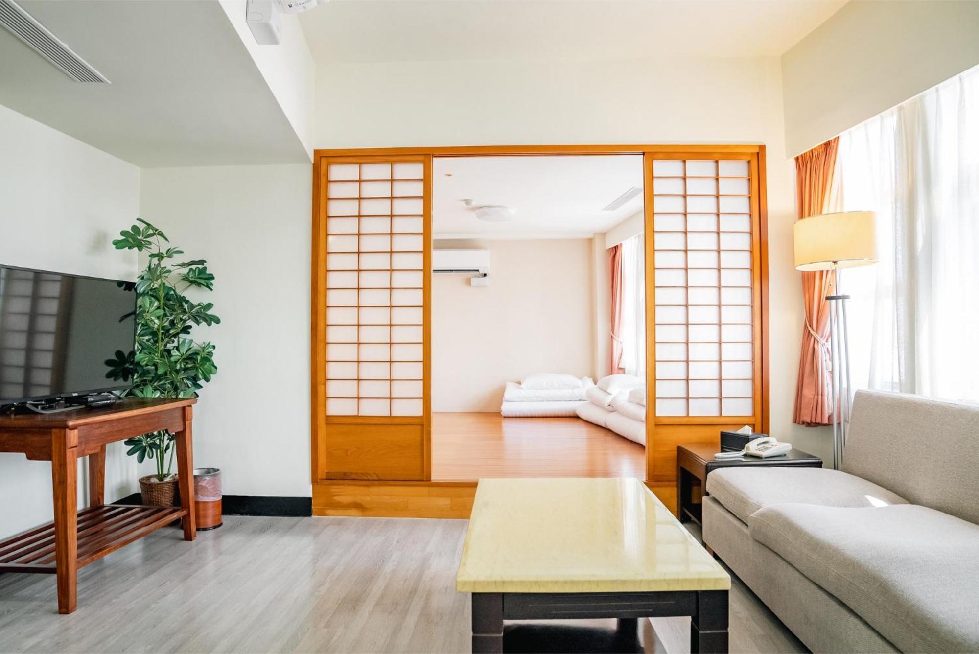 อีส โคสทโฮเต็ล Hotel เมืองฮวาเหลียน ภายนอก รูปภาพ