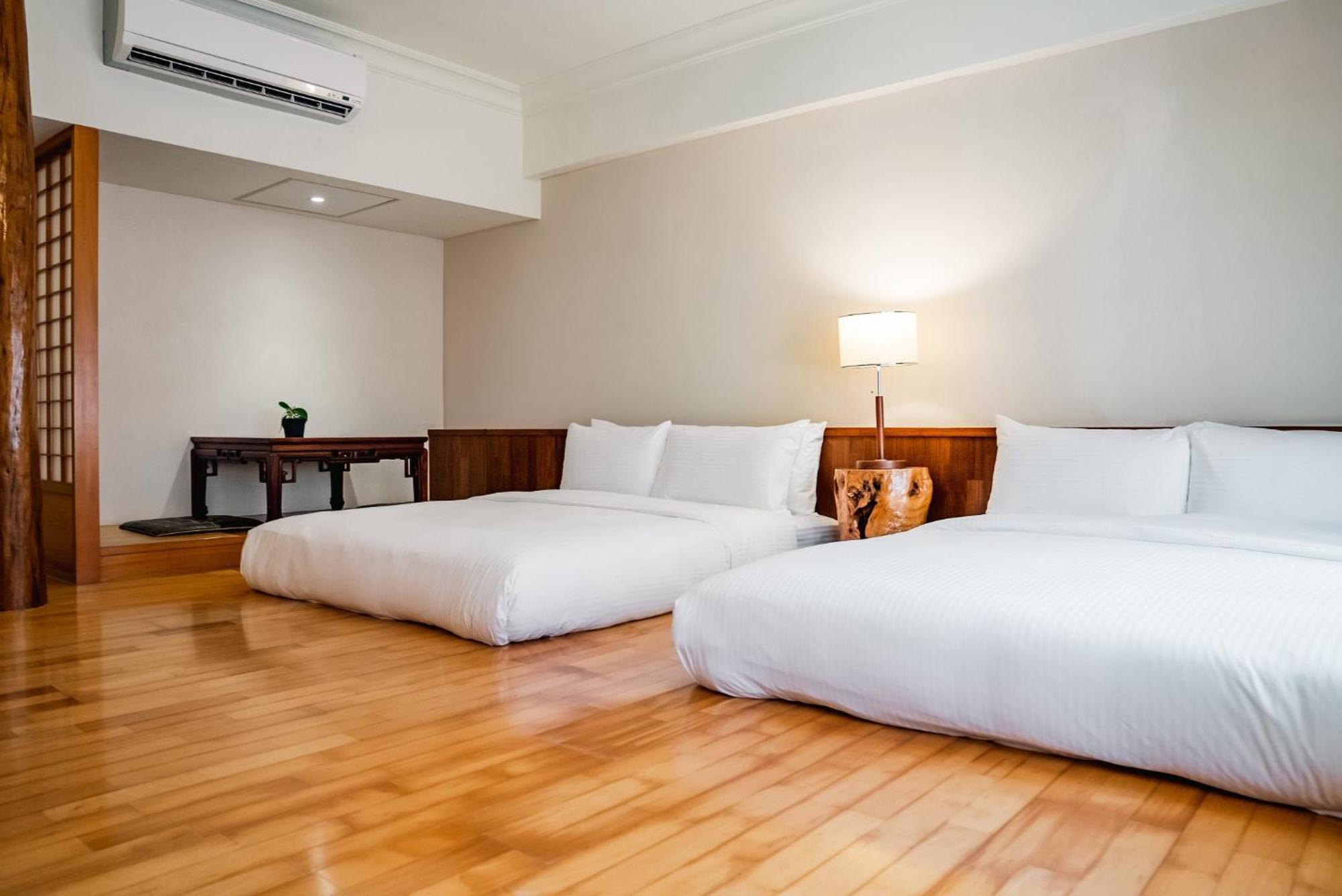 อีส โคสทโฮเต็ล Hotel เมืองฮวาเหลียน ภายนอก รูปภาพ