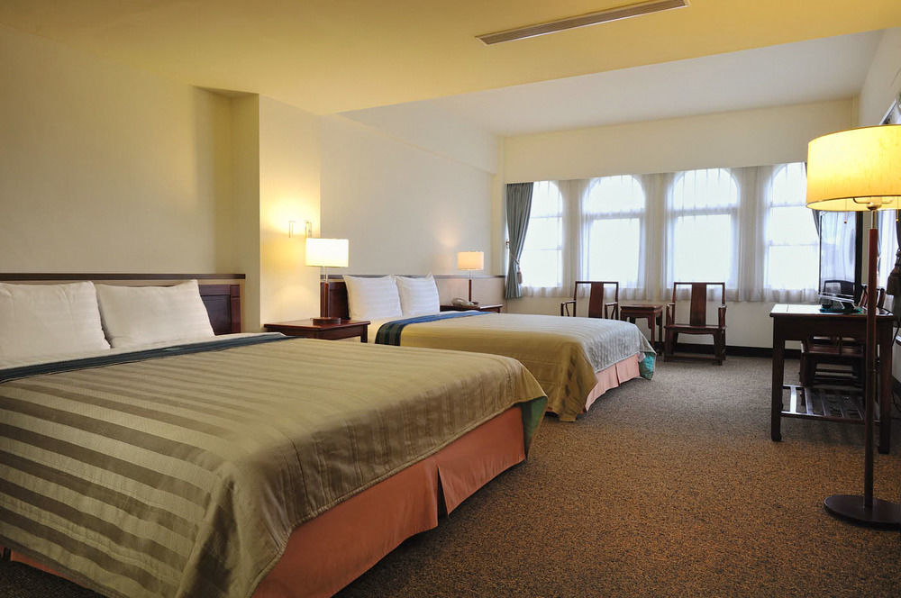 อีส โคสทโฮเต็ล Hotel เมืองฮวาเหลียน ภายนอก รูปภาพ